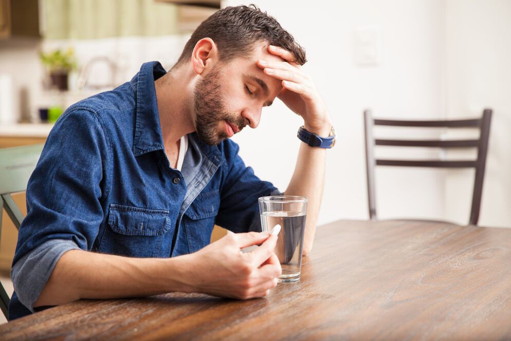 Anti-inflammatory and non-replacement drugs for the treatment of prostatitis in men