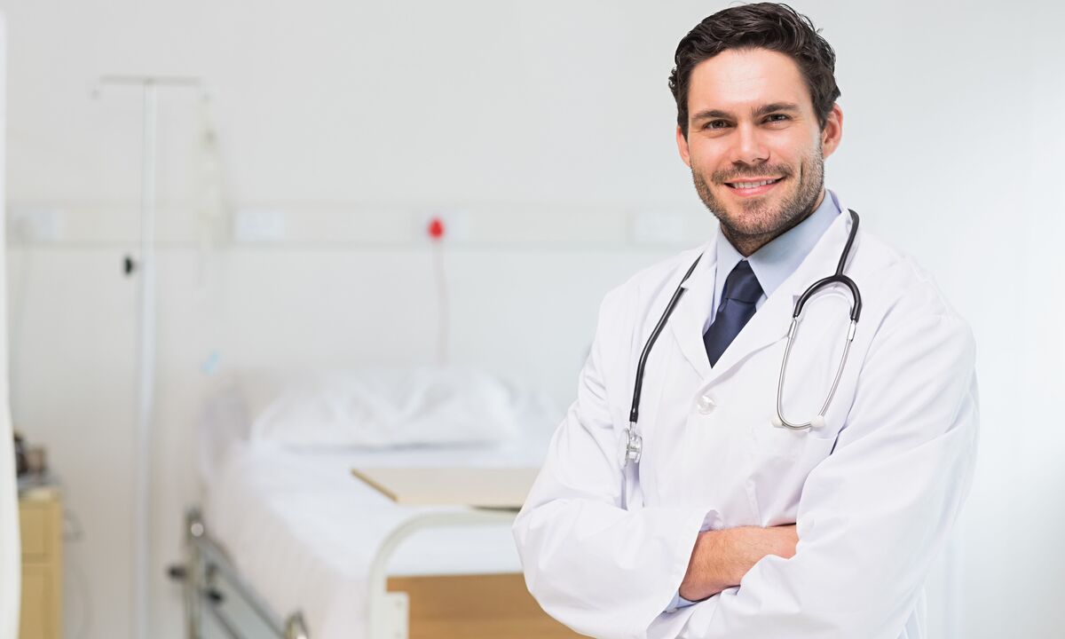 The doctor prescribed drugs for the treatment of prostatitis based on the analysis results.